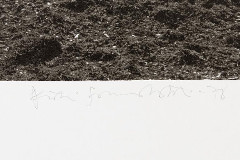 Pentti Sammallahti, "Irlantilainen Kuvasalkku - An Irish Portfolio".