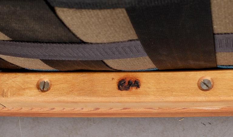 FÅTÖLJER, Carl Malmsten, ett par. "Mabulator". Modellen formgiven 1943.