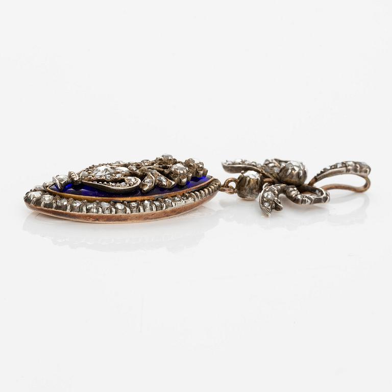 Pendant in 14K gold and silver, cobalt blue enamel with rose-cut diamonds in the shape of a urn.