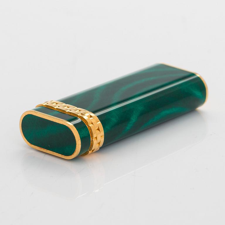 Cartier, Sytytin, lakattu ja kullattua metallia. Merkitty Cartier, Paris, 36846 X, Swiss made.