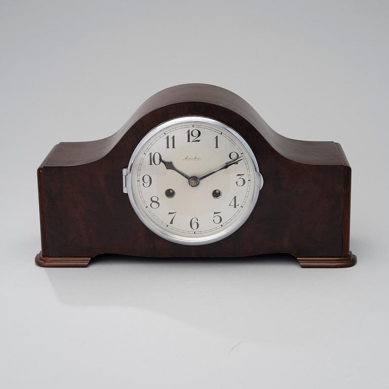 A GERMAN MANTEL CLOCK MAUTHE.