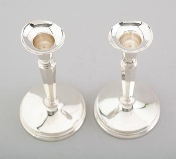 LJUSSTAKAR, 1 par, silver, Eric Löfman, MGAB, Uppsala, 1986.