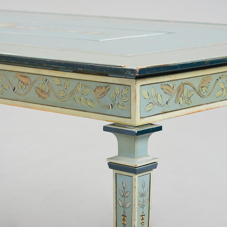 Carl Malmsten, a grand Swedish Grace dining table, cabinetmaker Albin Johansson, Stockholm, for Villa Kvikkjokk, 1927.