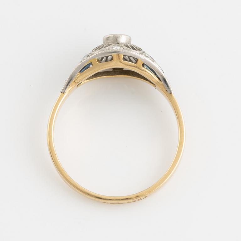 Ring guld med briljantslipade diamanter.