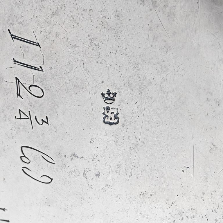 Erik Månsson Schmidt, dryckeskanna, delvis förgyllt silver, Stockholm (verksam 1675-1686). Barock.
