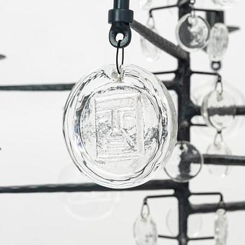 Erik Höglund, ljuskrona, Boda glasbruk och smide.