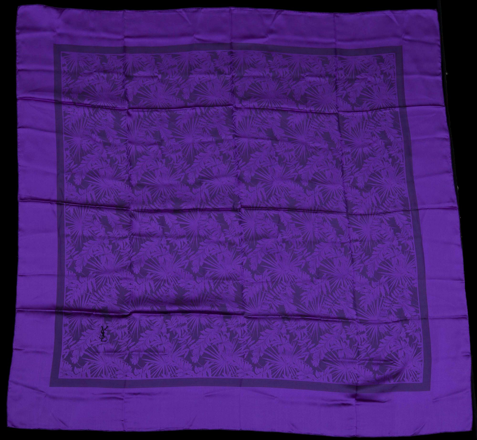 SCARF, siden, Yves Saint Laurent.