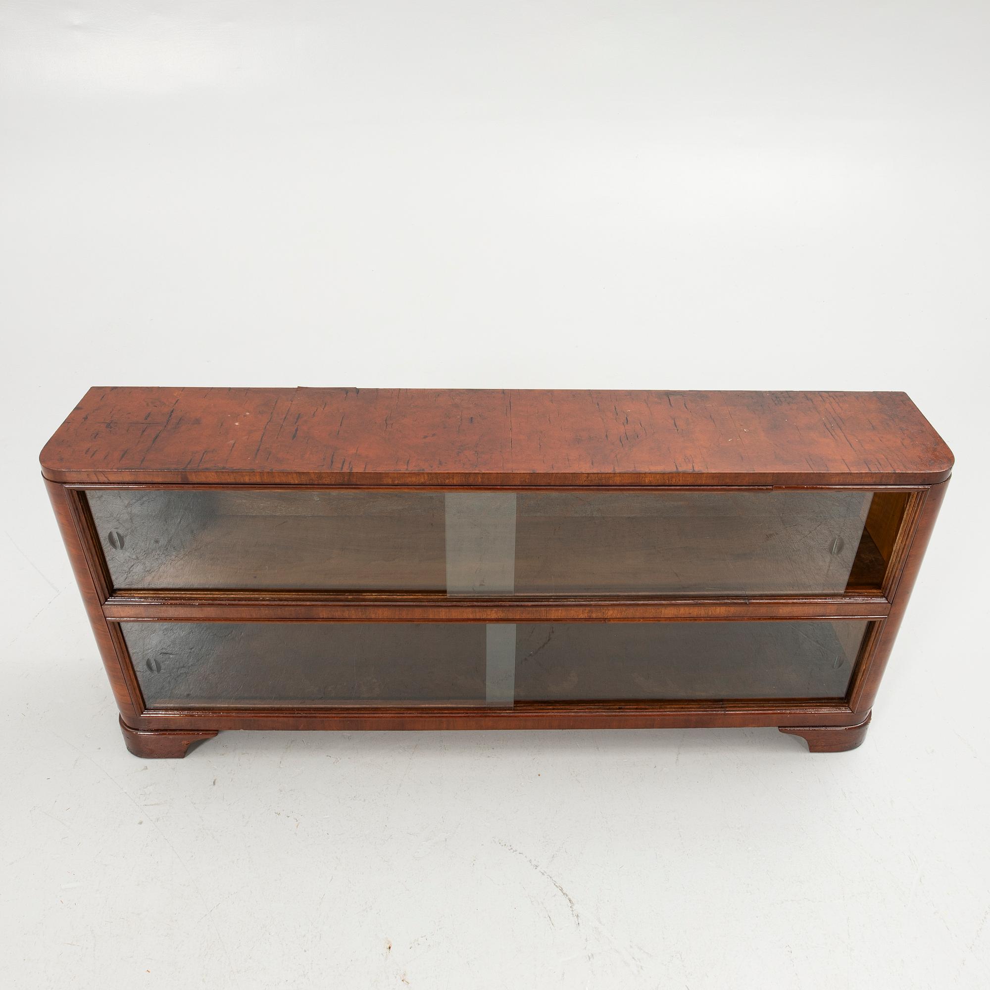 Sideboard, 1900-talets första hälft.