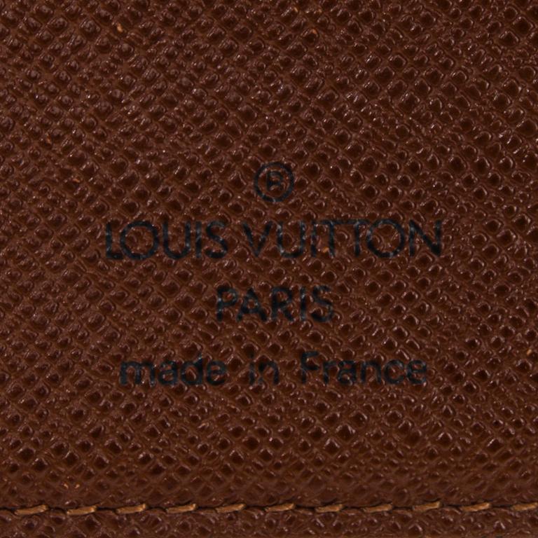LOMPAKKO, Louis Vuitton.