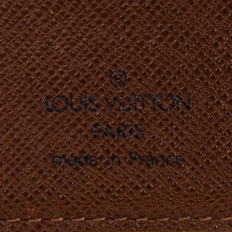 LOMPAKKO, Louis Vuitton.