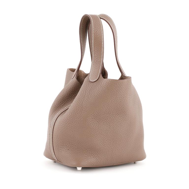 HERMÈS, a étoupe leather bag, "Picotin Lock PM".