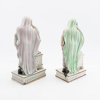 Figuriner, 2 st., "Andromarche before Hector's Ashes", Leeds, 1800-tal.
