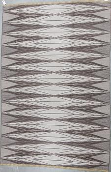 MATTA, dubbelvävd, rölakan, ca 305x200 cm.