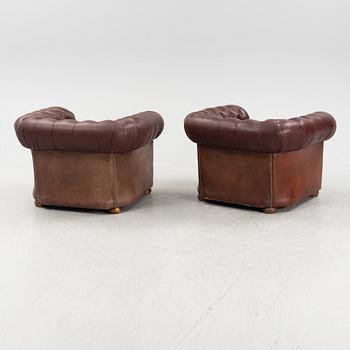 A pair of Chestfield lounge chairs, second half of the 20th Century.