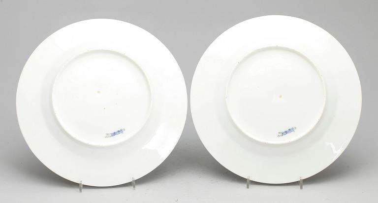 TALLRIKAR, 2 st, porslin, Kunglig dansk, 1800-talets andra hälft.