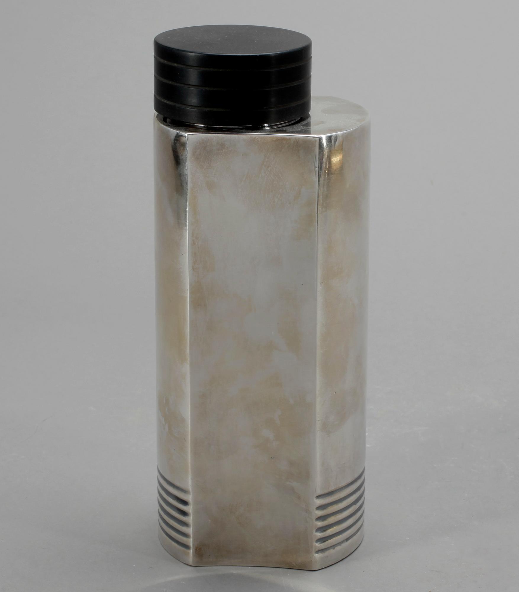 SHAKER, nysilver, design Folke Arström, formgiven 1930-tal.
