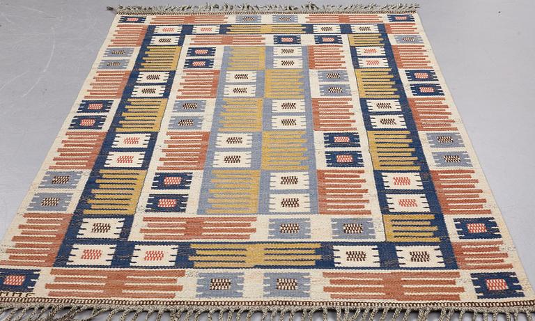 Märta Måås-Fjetterström, A CARPET, "Porslinsmattan", flat weave, ca 239,5 x 161 cm, signed AB MMF.