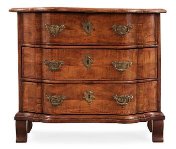 A Royal late Baroque mid 18th century commode with the monogram of Queen Lovisa Ulrika.