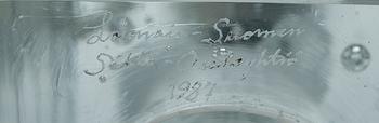 A glass table lamp signed Oiva Toikka Nuutajärvi Notsjö. Ker Lux, Mänttä, Finland.