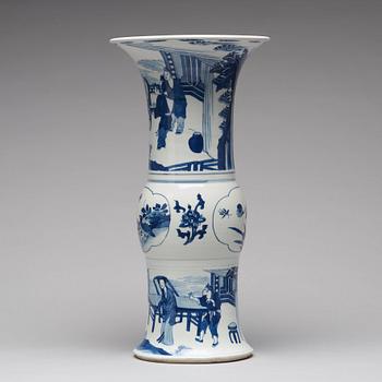 A blue and white gu shaped vase, Qing dynasty, Kangxi (1662-1722).