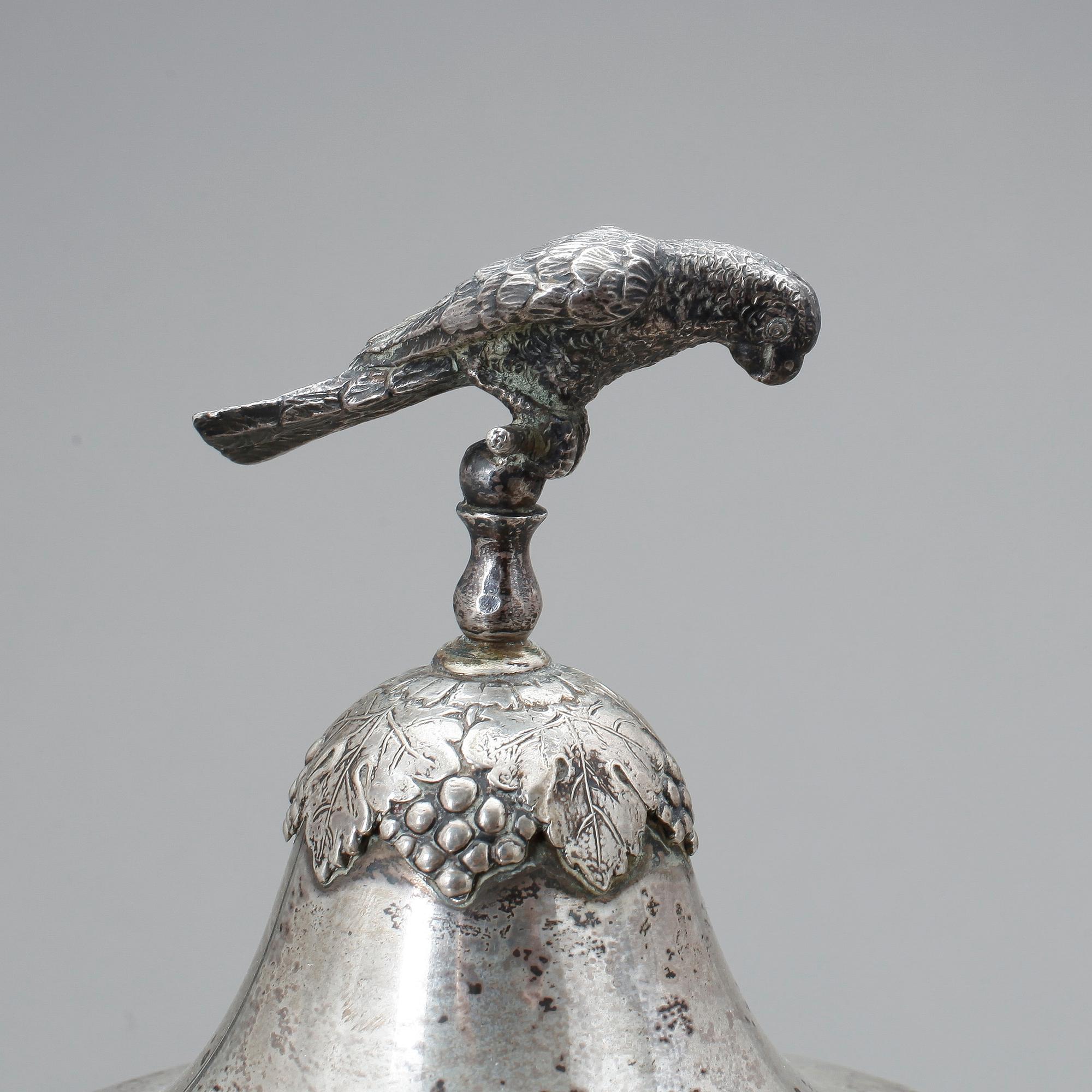 SOCKERSKÅL, silver, empirestil, CG hallberg, Stockholm 1912. Vikt ca 560 gram.