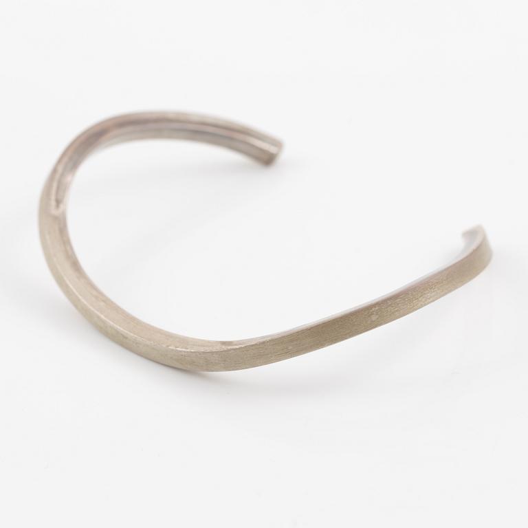 Lantz, arm ring, silver.