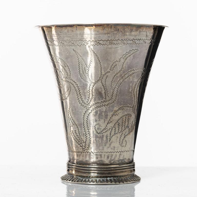 Bägare, silver, troligen Petter Åkerman, Stockholm 1756.