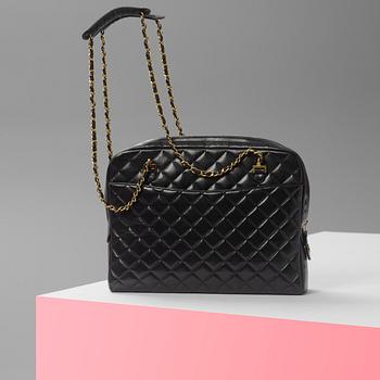 AXELREMSVÄSKA, Chanel.