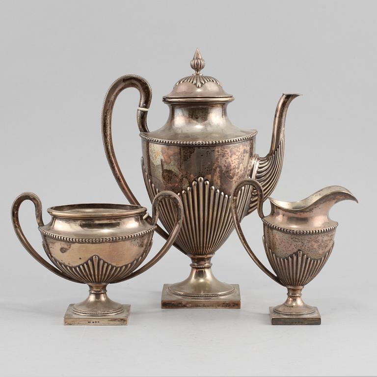 KAFFESERVIS, 3 delar, silver, empirstil, CG Hallberg, Stockholm, 1901 - 1905.