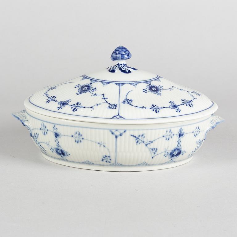 A 'Blue Fluted Plain' porcelain tureen with cover, Royal Copenhagen, model 405, 1966.