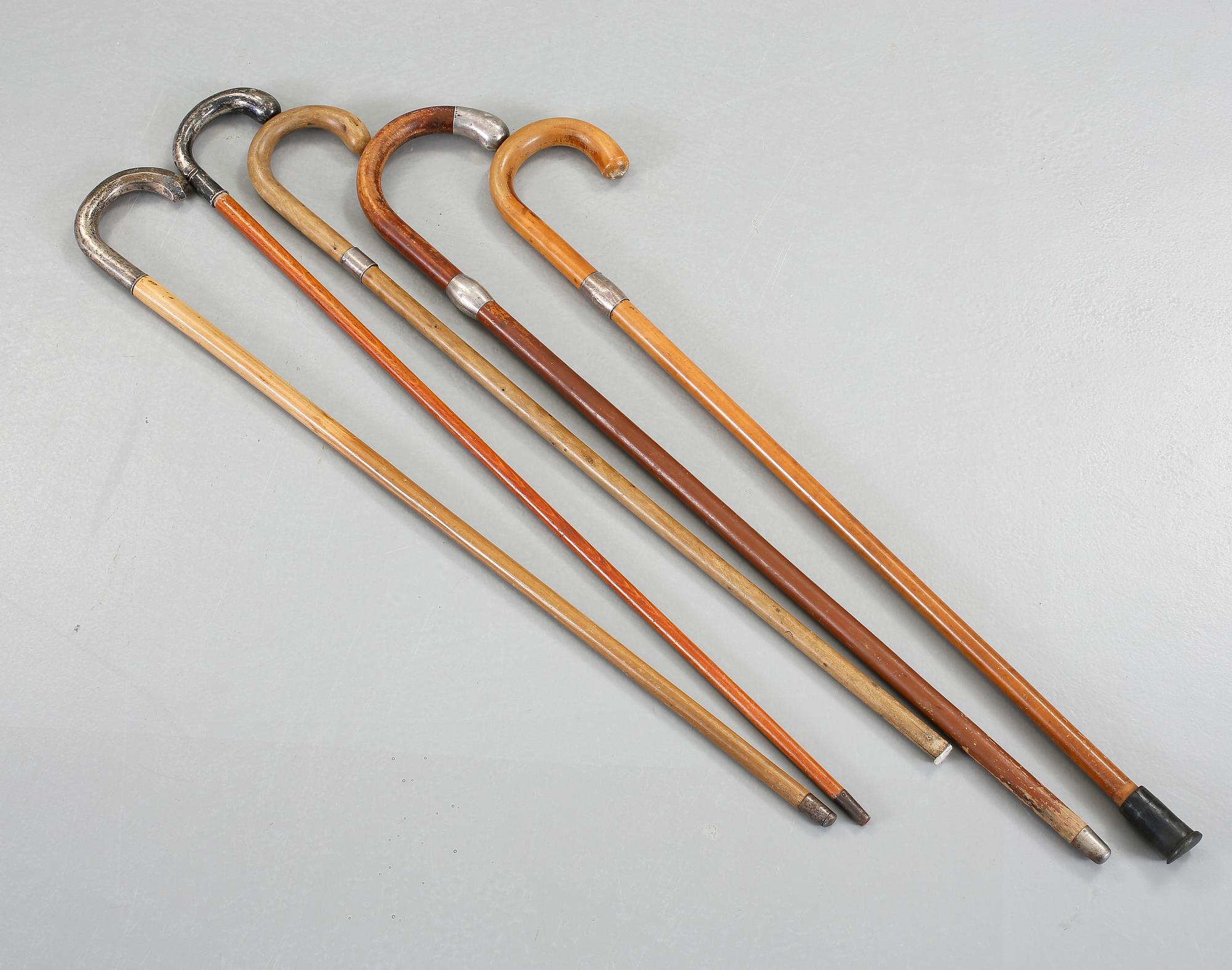KÄPPAR, 5 stycken, silver och trä, 1900-talets första hälft.