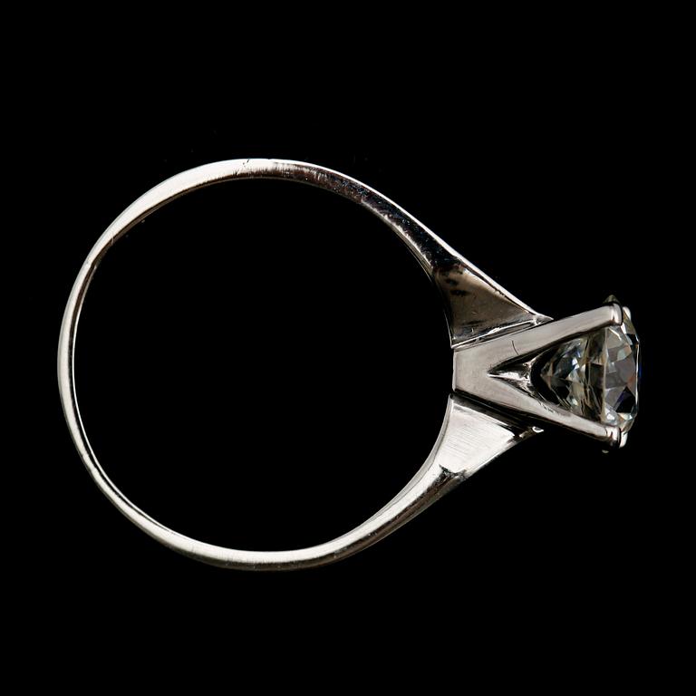 RING, 14 k guld, solitär briljantslipad diamant ca 1.75 ct.