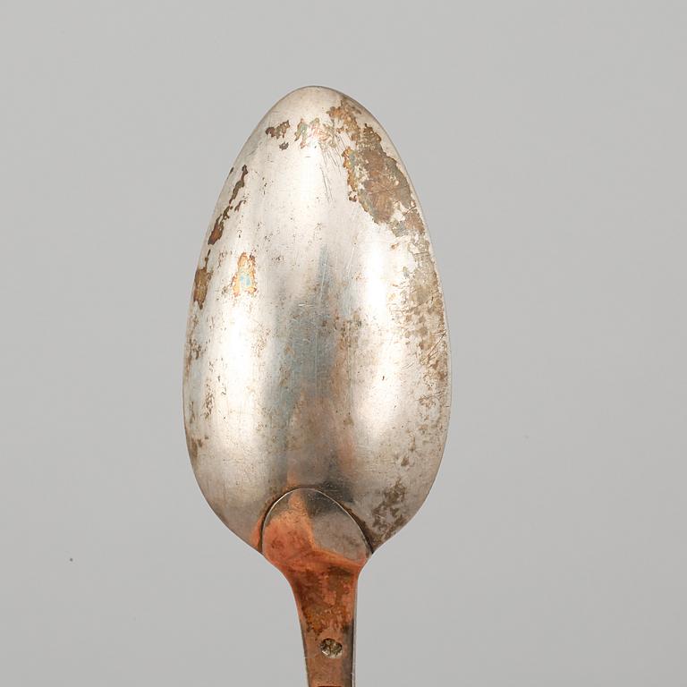 SKEDAR, 22 st, silver, olika svenska smeder bl.a. Jacob Blomsterwall, 1788 - 1816, vikt 683g.