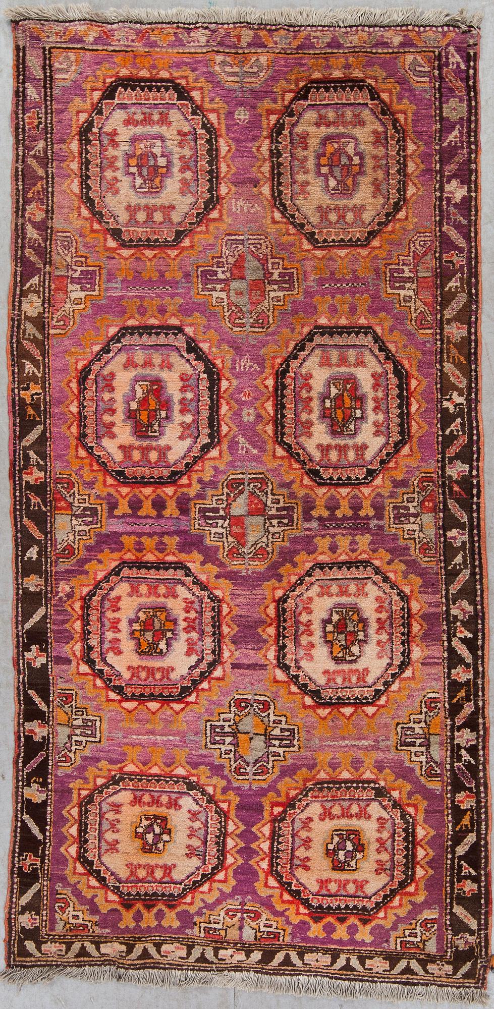 MATTA, old/semiantik, Persien sannolikt, signerad, ca 230 X 113cm.