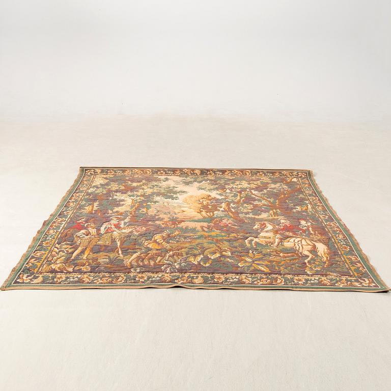 Fabric machine-woven in the Baroque style, approximately 197x215 cm.