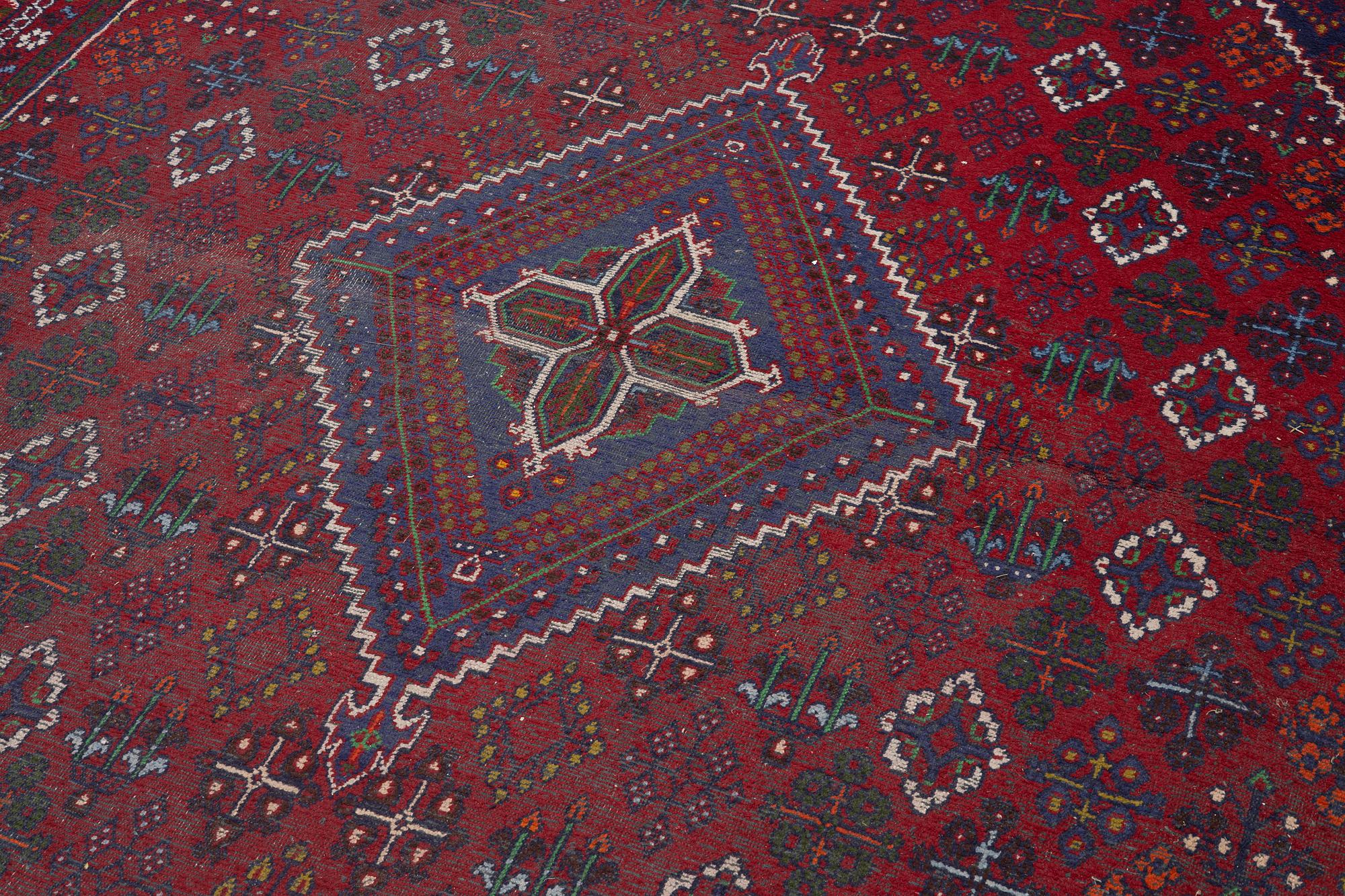 Carpet, approx. 400 x 310 cm.