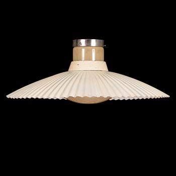 Paavo Tynell, a 1940 '2090' pendant light for Taito.