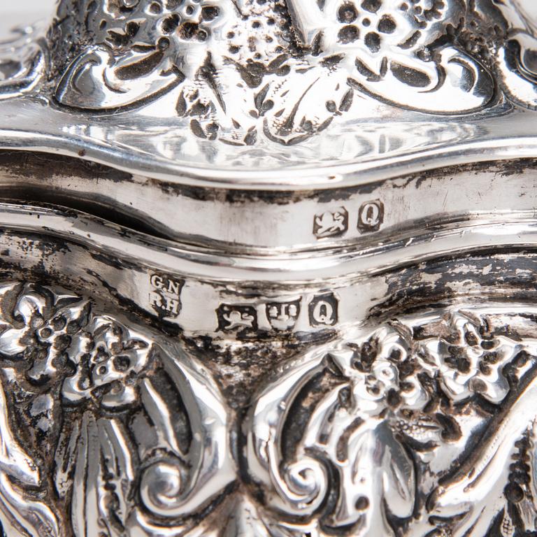 SOCKERSKÅL, silver, Nathan & Hayes, Chester, England 1899. Vikt 168 g.