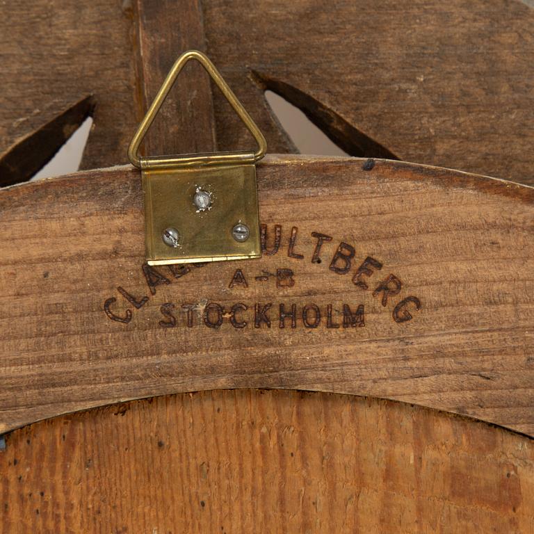 A pair of one-light Gustavian-style giltwood girandole mirrors, late 18th c /resp circa 1900.