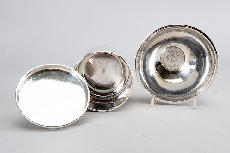 Anders Olsson skål samt ask med lock silver Mexiko 1900-tal.