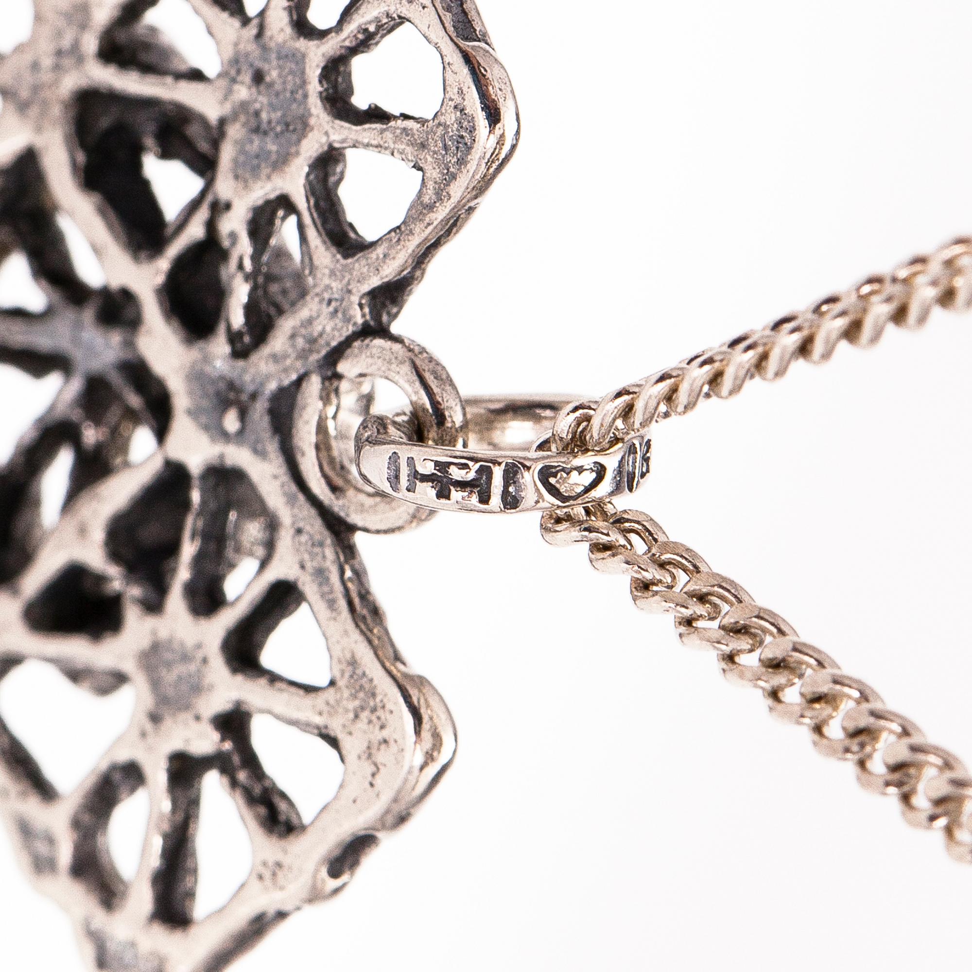 PENTTI SARPANEVA, A silver necklace, brooch and ring. Turun Hopea, Turku 1968 and 1975.