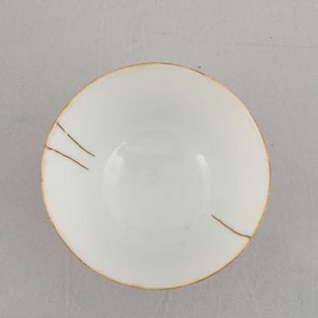 A 'mandarin duck' porcelain cup with cover, Qing dynasty, Daoguang seal mark.