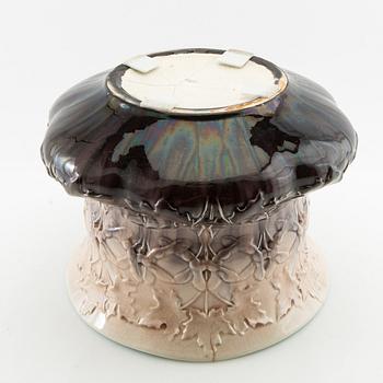 Rörstrand, an Art Nouveau creamware flower pot, early 1900s.