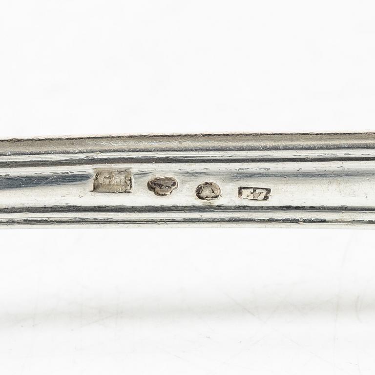 A Swedish silver cutlery service, model "Gammal fransk", including with mark of G Möllenborg, Stockholm 1907 (24 pieces).
