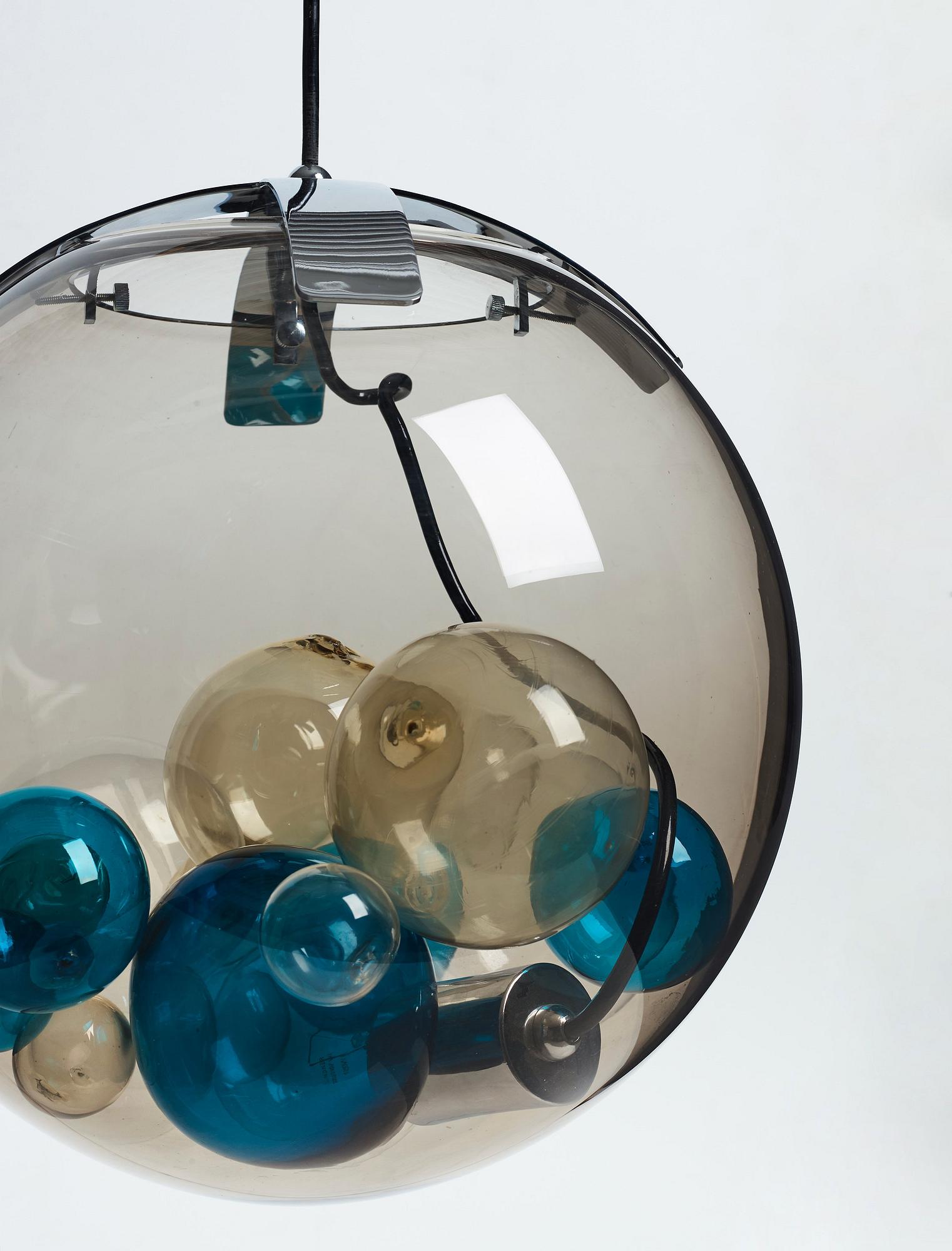 Paolo Venini, and Massimo Pistilli, a "Palotta" glass ceiling lamp, Venini, Italy 1960-70's.