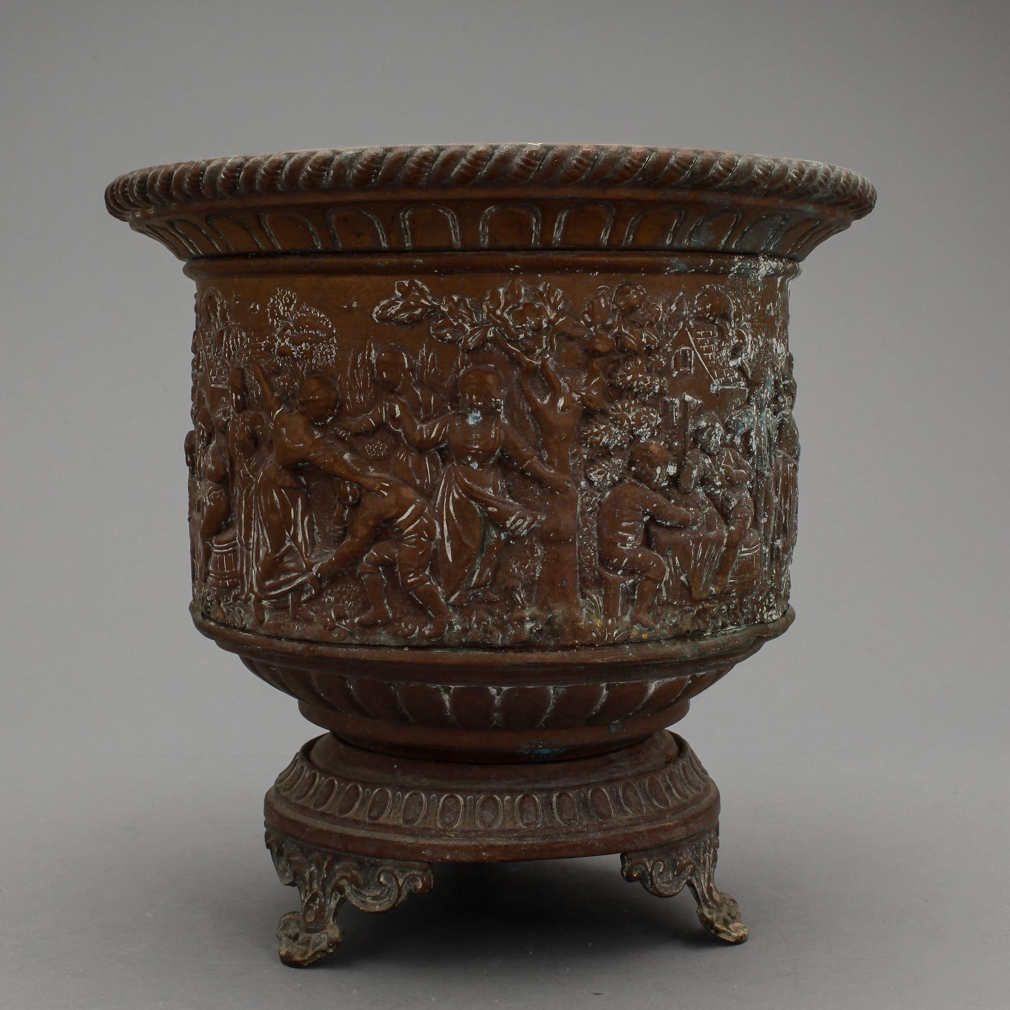 YTTERFODER OCH JARDINIERE, koppar och mässing, 1800/1900-tal.