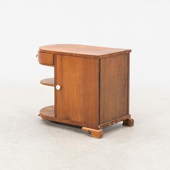 A 1930/40s oak side table.