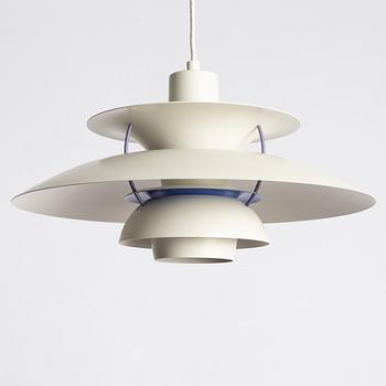 Poul Henningsen, taklampa "PH 5", Louis Poulsen, Danmark.
