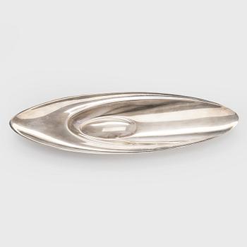 Tapio Wirkkala, A silver dish, TW114, marked TW, Hopeakeskus, Hämeenlinna 1963. Design year 1956.