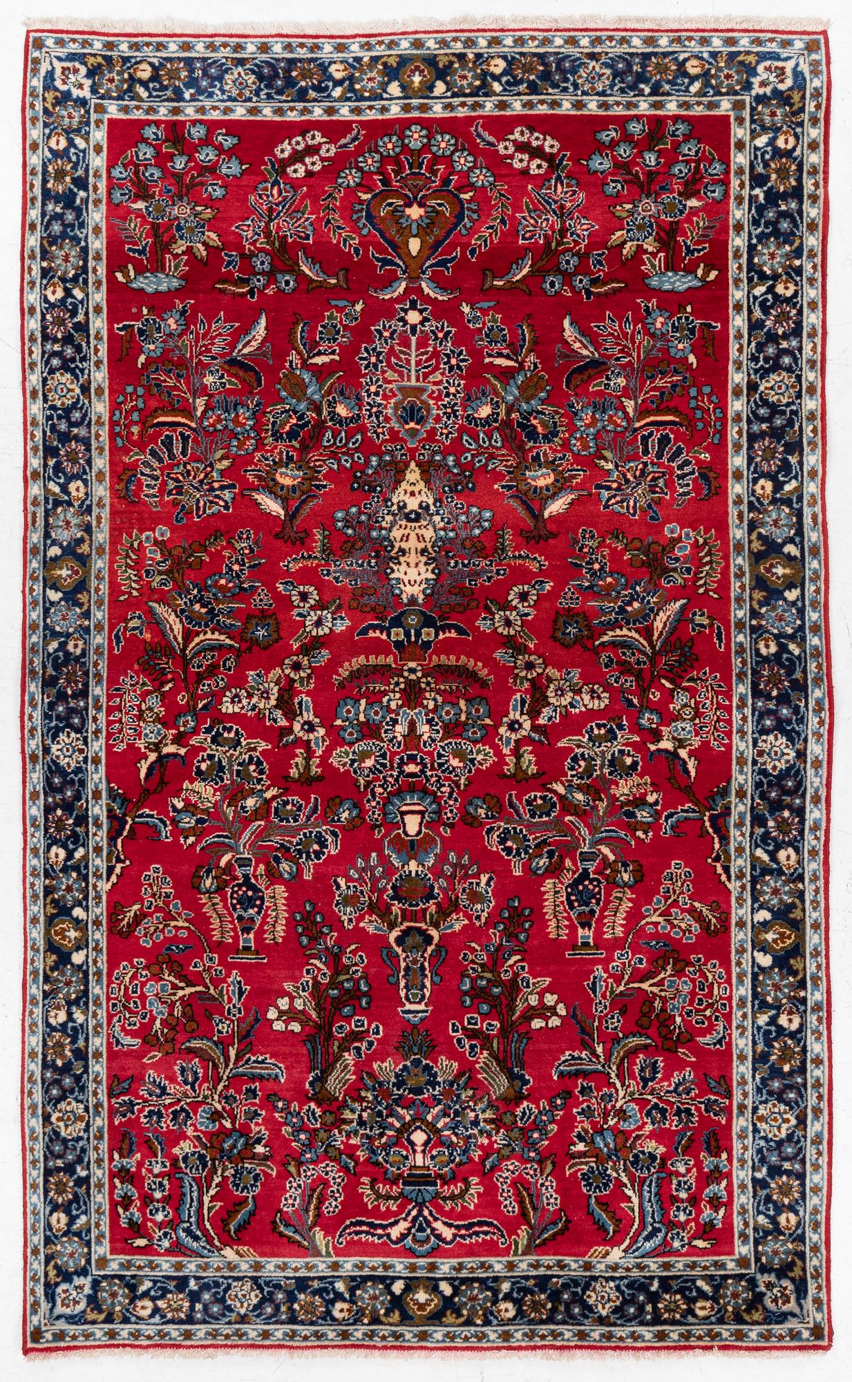 Carpet, Isfahan, approx. 260 x 160 cm.